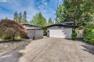 4391 Upper Dr, Lake Oswego, OR 97035 - Photo 3