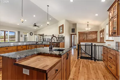 75984 Crawford Hollow Rd, Adams, OR 97810 - Photo 15