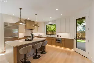 990 Lund St, Lake Oswego, OR 97034 - Photo 11