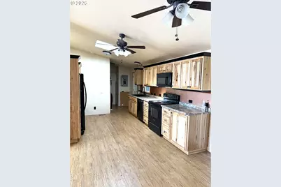 375 Metlako Way #6, Columbia City, OR 97018 - Photo 5