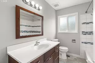 12530 SW Brookside Ave, Portland, OR 97223 - Photo 11