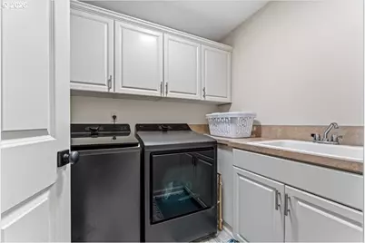 9385 SE Hamilton Ln, Happy Valley, OR 97086 - Photo 29