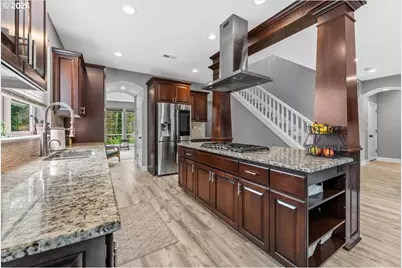 9385 SE Hamilton Ln, Happy Valley, OR 97086 - Photo 5