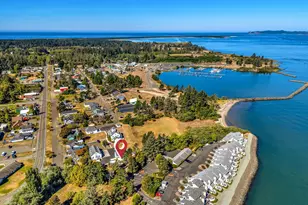 525 Heceta Pl, Hammond, OR 97121 - Photo 3