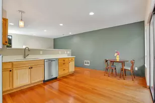 525 Heceta Pl, Hammond, OR 97121 - Photo 9