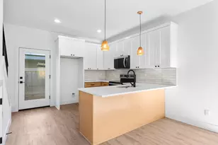 9566 N Buchanan Ave, Portland, OR 97203 - Photo 5