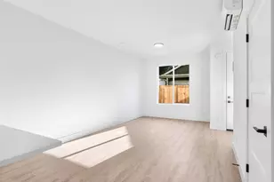 9566 N Buchanan Ave, Portland, OR 97203 - Photo 3