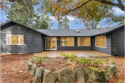 6050 Fernbrook St, Lake Oswego, OR 97035 - Photo 39