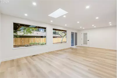 6050 Fernbrook St, Lake Oswego, OR 97035 - Photo 17