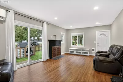 155 E Rose St, Lebanon, OR 97355 - Photo 11