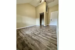 8241 SE Raymond Ct, Portland, OR 97266 - Photo 15