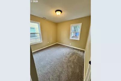 8241 SE Raymond Ct, Portland, OR 97266 - Photo 7