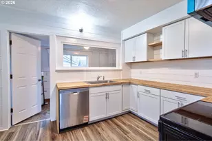 774 SE 18th St, Salem, OR 97301 - Photo 3