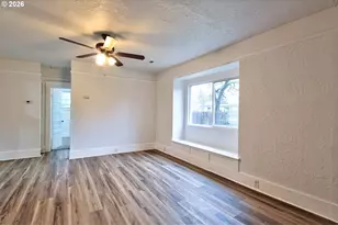 774 SE 18th St, Salem, OR 97301 - Photo 9