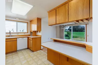 16205 SW King Charles Ave, King City, OR 97224 - Photo 13