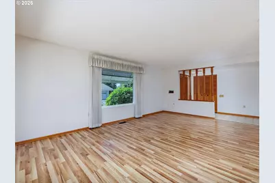 16205 SW King Charles Ave, King City, OR 97224 - Photo 9