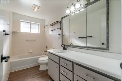 8205 SW Laurel St, Portland, OR 97225 - Photo 15