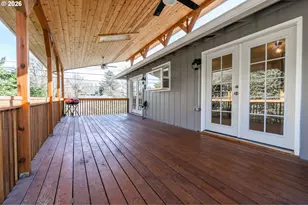 8205 SW Laurel St, Portland, OR 97225 - Photo 29