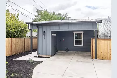 1388 Jacobs Dr, Eugene, OR 97402 - Photo 1