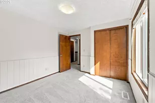 2030 SE Paloma Dr, Gresham, OR 97080 - Photo 19