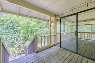 2030 SE Paloma Dr, Gresham, OR 97080 - Photo 29