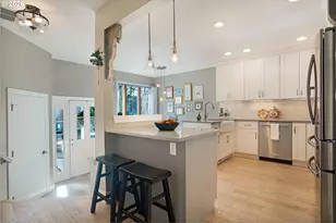 3497 Devonshire Dr, Lake Oswego, OR 97035 - Photo 13