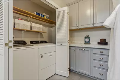 3497 Devonshire Dr, Lake Oswego, OR 97035 - Photo 29