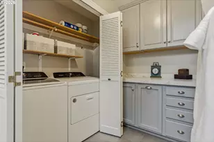 3497 Devonshire Dr, Lake Oswego, OR 97035 - Photo 29