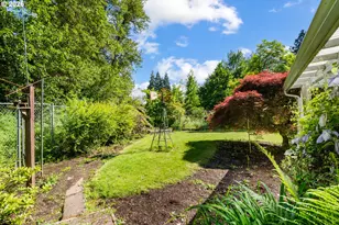 184 E Hatton Ave, Eugene, OR 97404 - Photo 31