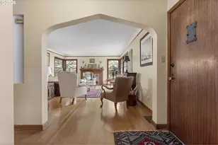 5321 SW Menefee Dr, Portland, OR 97239 - Photo 5