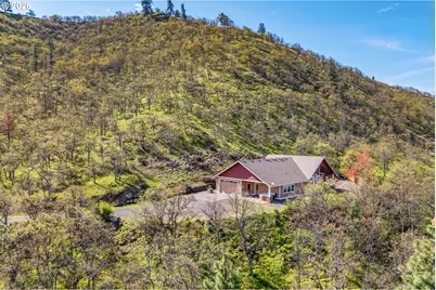 6530 Wells Rd, The Dalles, OR 97058 - Photo 3