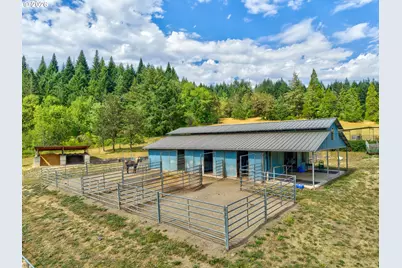 2929 Little River Rd, Glide, OR 97443 - Photo 19