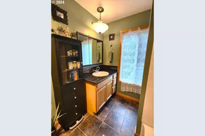 61475 Wriston Springs Rd, Coos Bay, OR 97420 - Photo 23