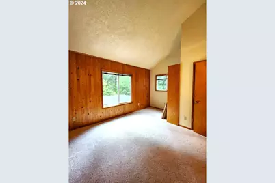 61475 Wriston Springs Rd, Coos Bay, OR 97420 - Photo 21