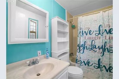 955 NE Mill St, Waldport, OR 97394 - Photo 23