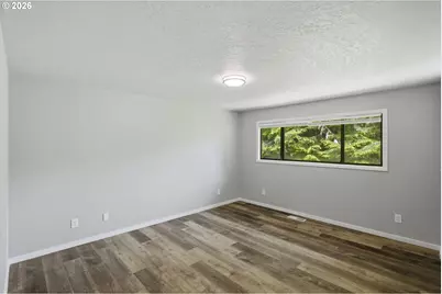 471 Camellia Ct, Reedsport, OR 97467 - Photo 13