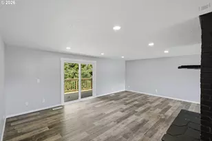 471 Camellia Ct, Reedsport, OR 97467 - Photo 11