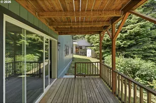 471 Camellia Ct, Reedsport, OR 97467 - Photo 39