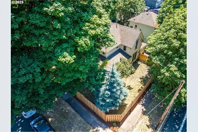 490 W 4th Ave, Eugene, OR 97401 - Photo 13