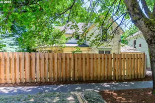 490 W 4th Ave, Eugene, OR 97401 - Photo 3