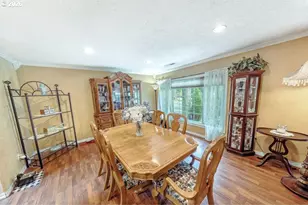 1121 Yeust Rd, Azalea, OR 97410 - Photo 9