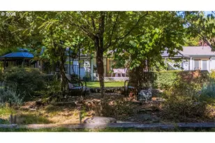 1121 Yeust Rd, Azalea, OR 97410 - Photo 27