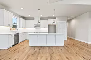 757 NE Alderwood Dr, Estacada, OR 97023 - Photo 17