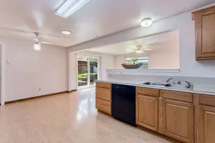 10010 NW 15th Ave, Vancouver, WA 98685 - Photo 17