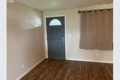 3636 Virginia Ave, Springfield, OR 97478 - Photo 5