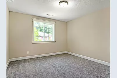 2638 Nautilus Ave, Salem, OR 97304 - Photo 23