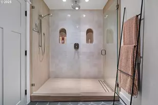 10315 NE 107th St, Vancouver, WA 98662 - Photo 19