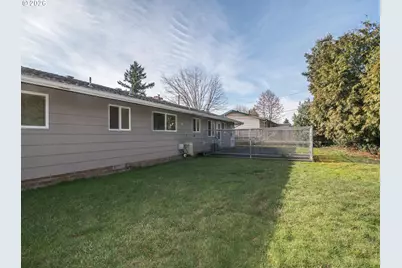 17005 SE Alder St, Portland, OR 97233 - Photo 27