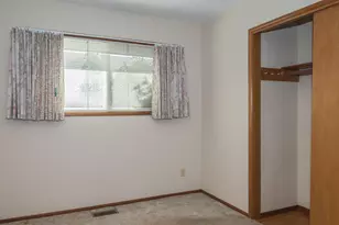 17005 SE Alder St, Portland, OR 97233 - Photo 23