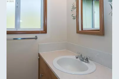 17005 SE Alder St, Portland, OR 97233 - Photo 19